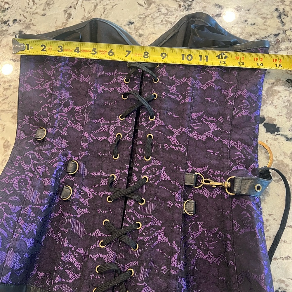 NWT Charmian corset. Size Medium. Adjustable - Picture 8 of 9
